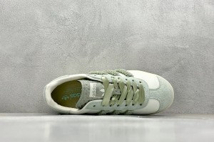 Adidas Gazelle Sneaker AGS10011