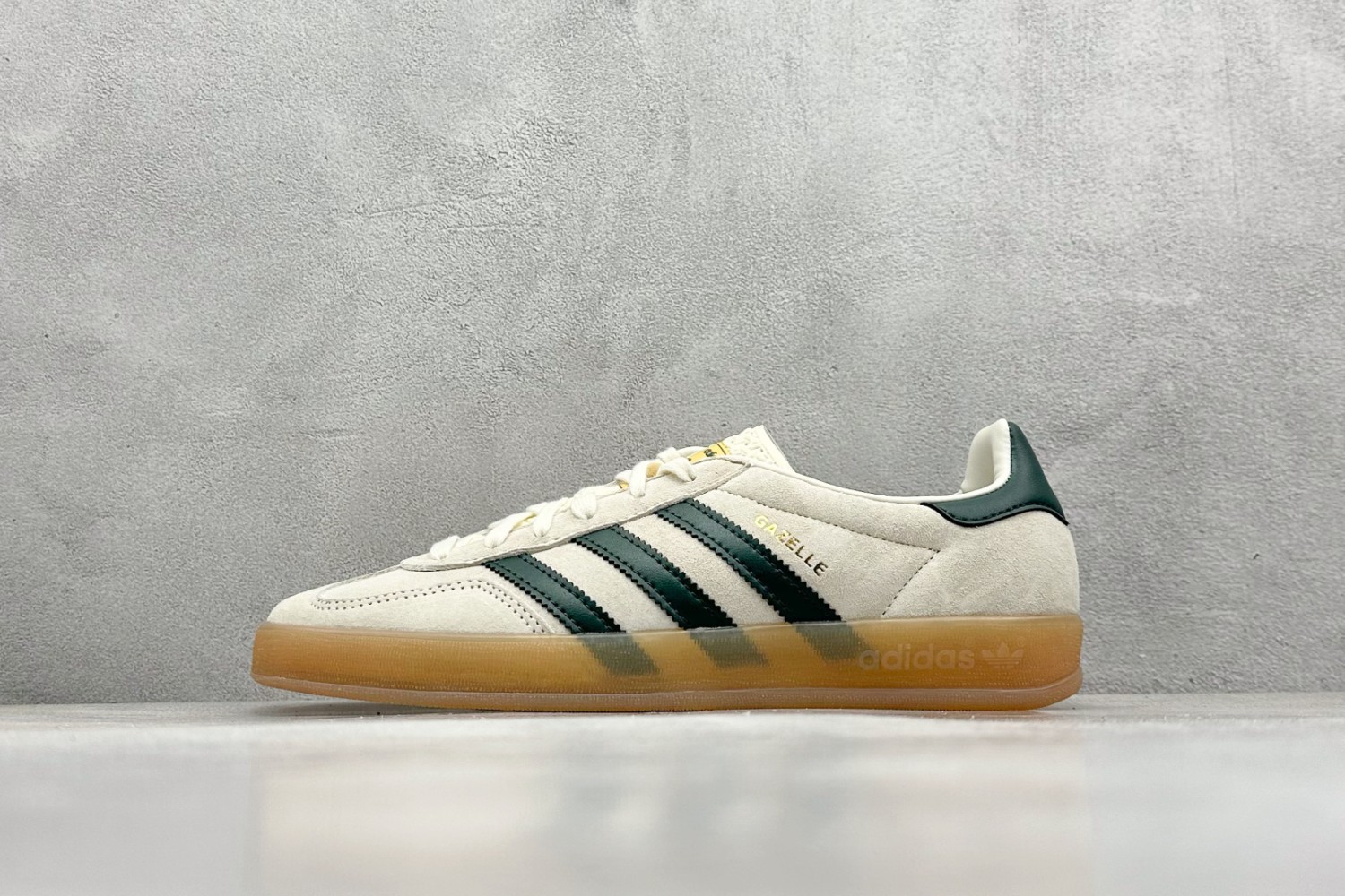 Adidas Gazelle Sneaker AGS10015