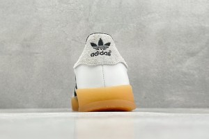 Adidas Gazelle Sneaker AGS10002