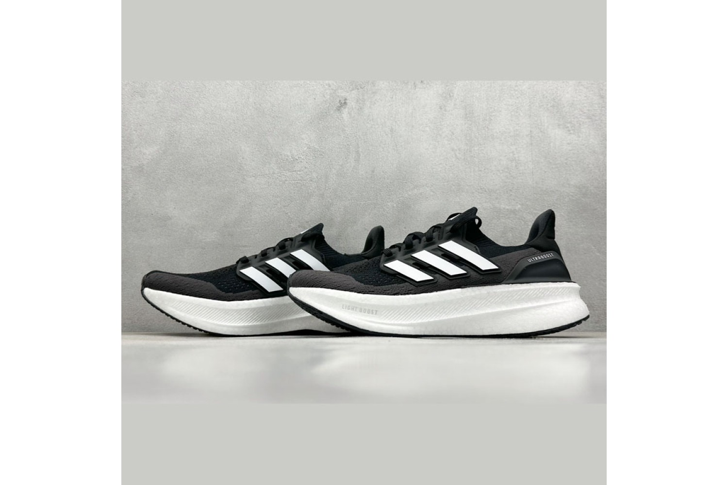 Adidas Ozgaia 01