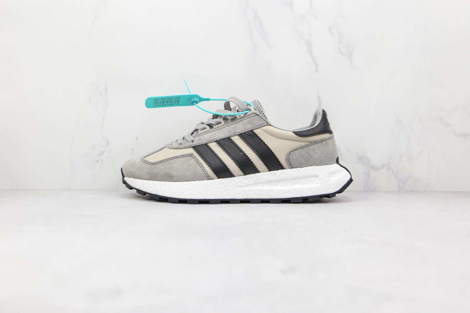 Adidas Retropy Sneaker ARES100017