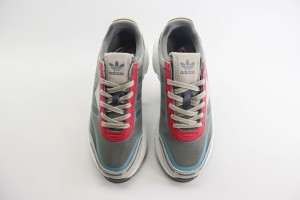 Adidas Retropy Sneaker ARES100031