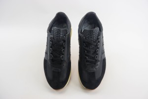 Adidas Retropy Sneaker ARES100035