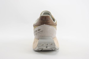 Adidas Retropy Sneaker ARES100040