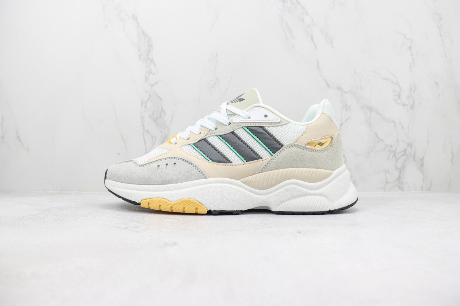 Adidas Retropy Sneaker ARES100006