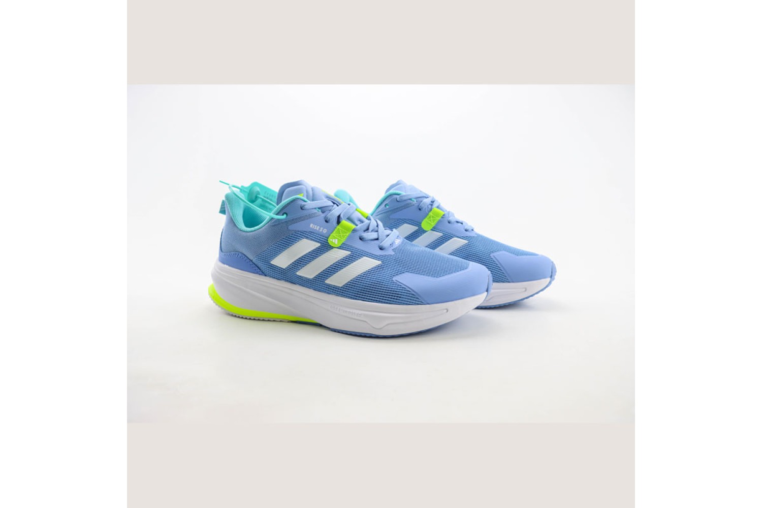 Adidas Rise04