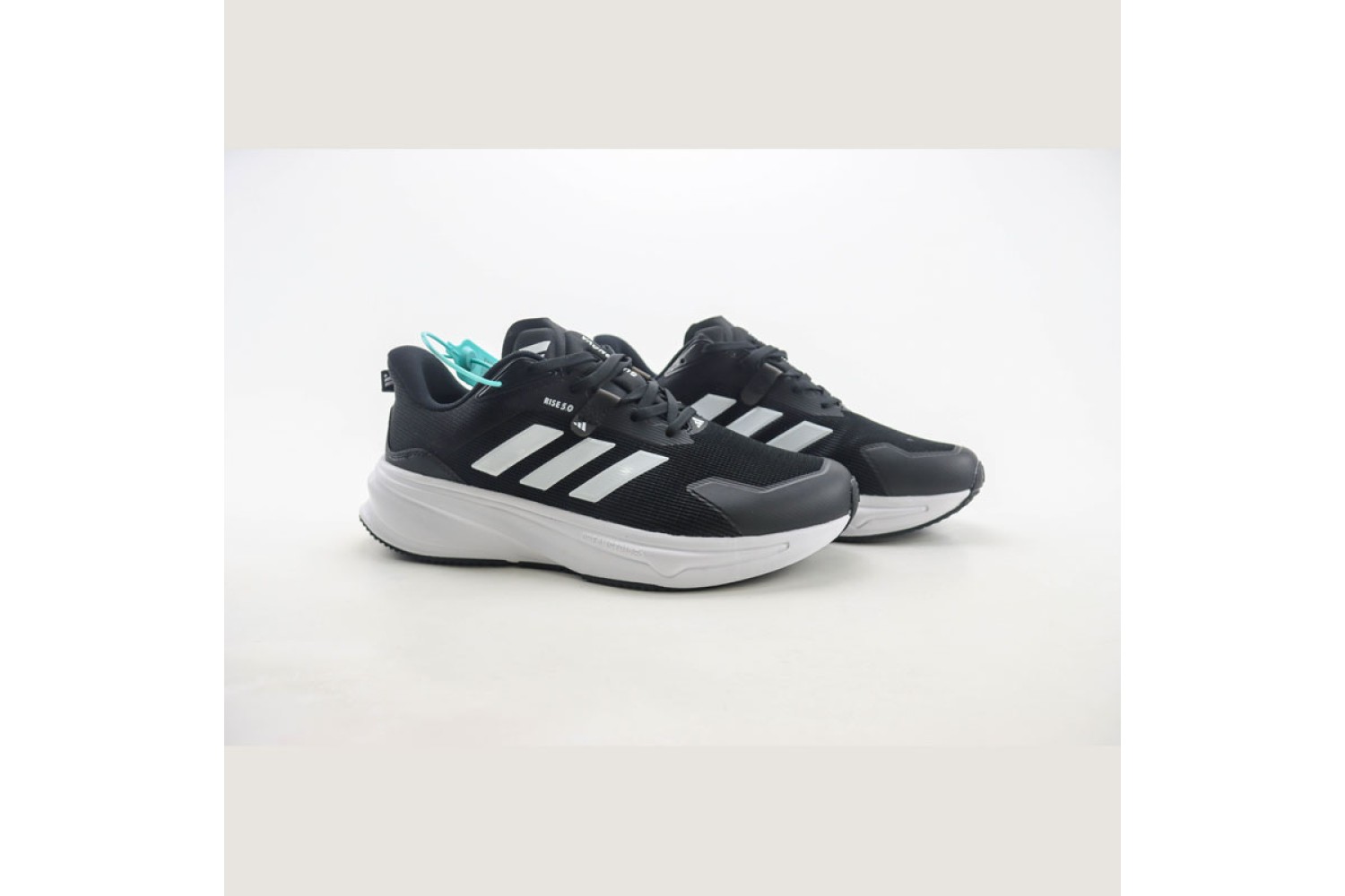 Adidas Rise01