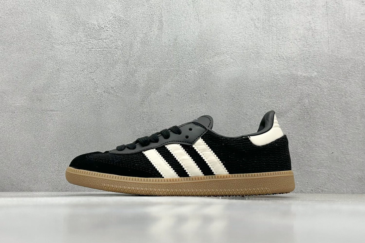 Adidas Samba Shoes ASS10011