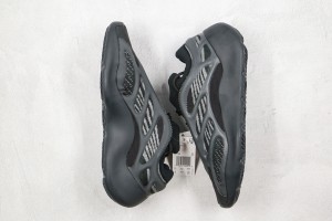 Adidas Yeezy 700 V3 Sneakers AYV37001007