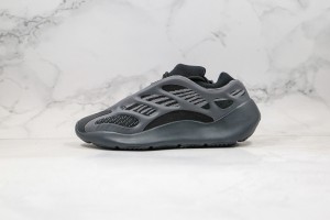 Adidas Yeezy 700 V3 Sneakers AYV37001008