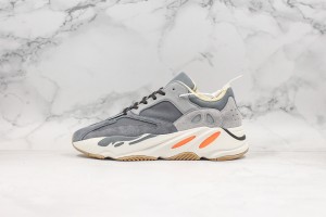 Adidas Yeezy 700 Boost Shoes AYB70010021