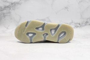 Adidas Yeezy 700 Boost Shoes AYB70010022