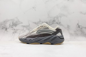 Adidas Yeezy 700 Boost Shoes AYB70010023