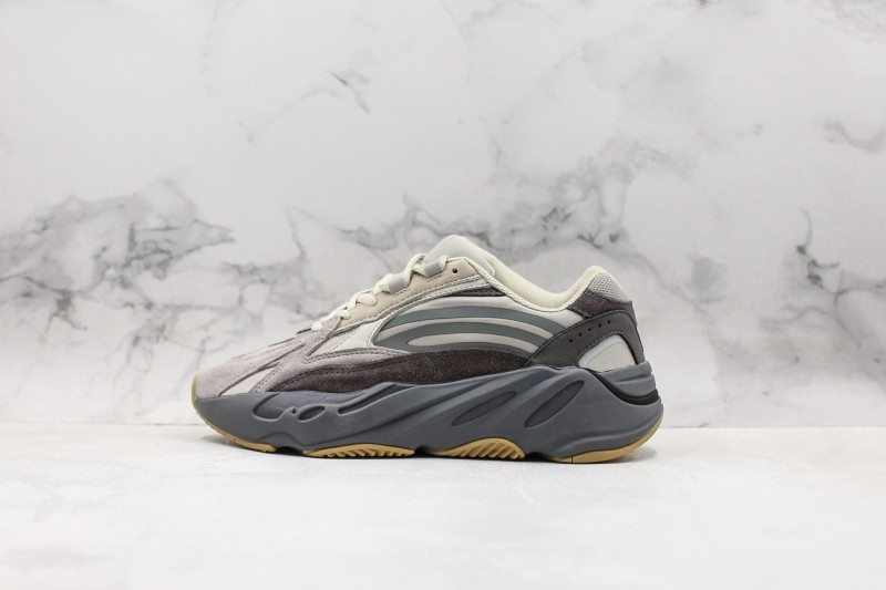 Adidas Yeezy 700 Boost Shoes AYB70010023