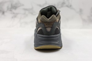 Adidas Yeezy 700 Boost Shoes AYB70010025