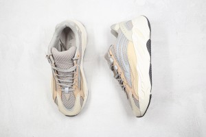 Adidas Yeezy 700 Boost Shoes AYB70010005