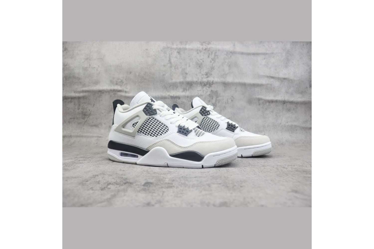 Air Jordan 4 AJ402
