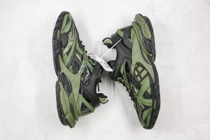  Balenciaga Track Sneaker BTS1000111