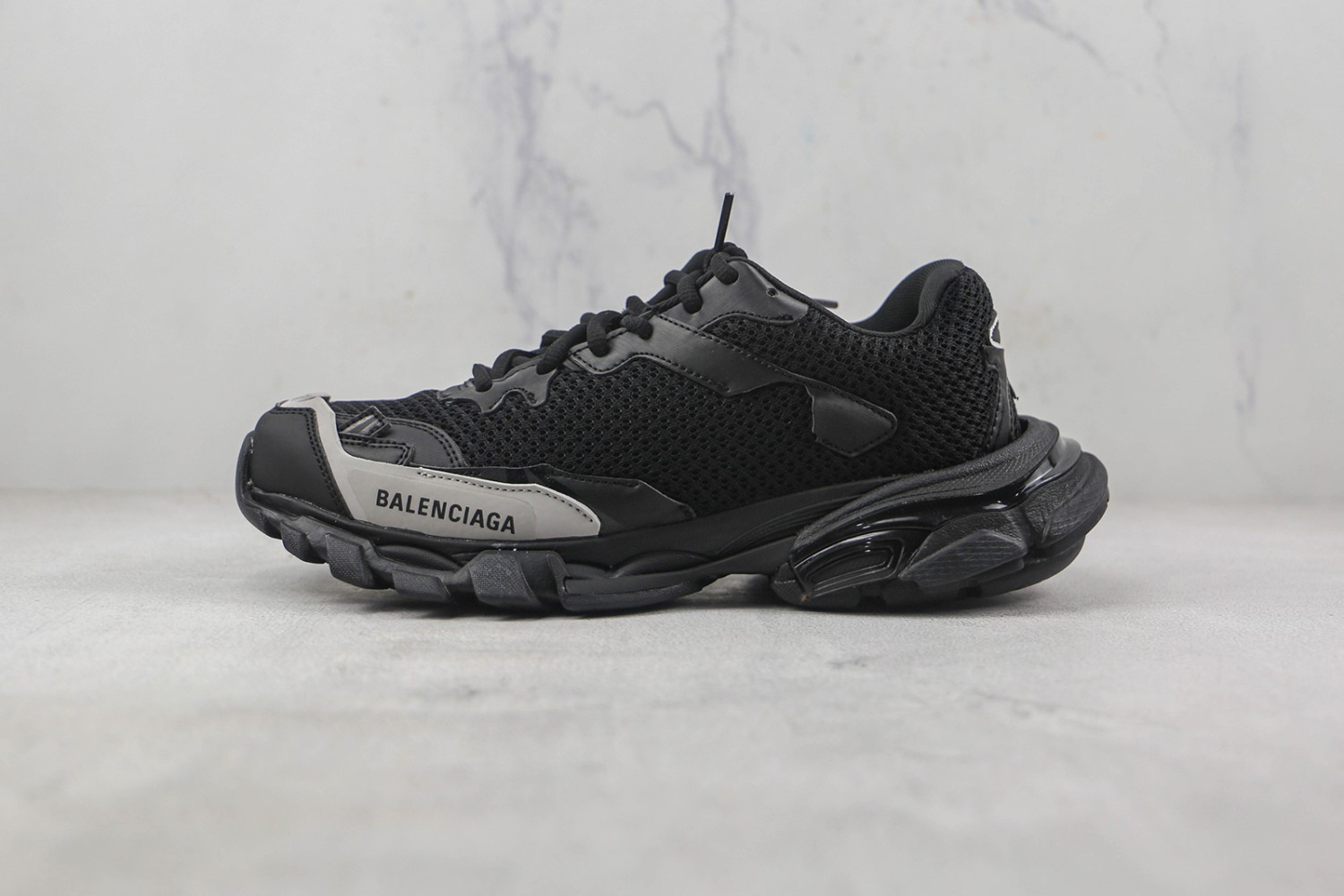 Balenciaga Track Sneaker BTS1000183