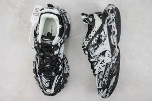 Balenciaga Track Sneaker BTS1000211
