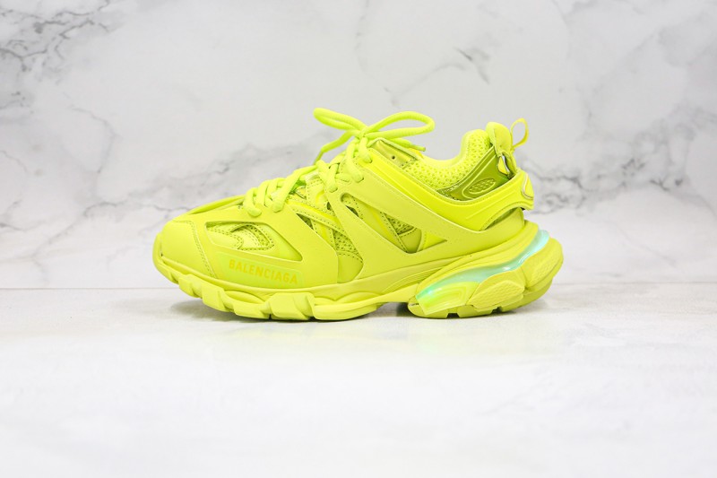 Balenciaga Track Sneaker BTS100022