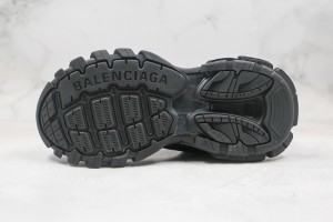  Balenciaga Track Sneaker BTS100039
