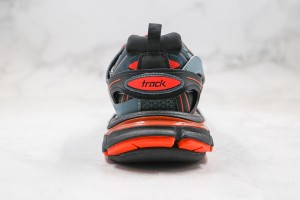  Balenciaga Track Sneaker BTS100048