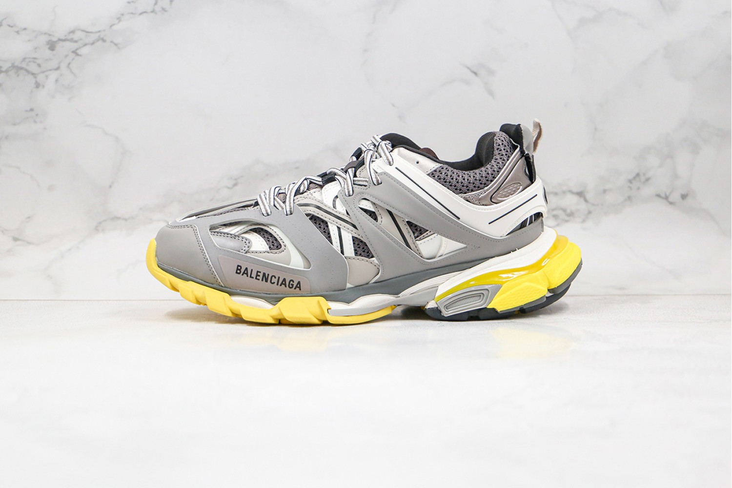 Balenciaga Track Sneaker BTS100052