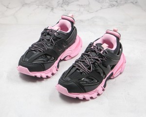  Balenciaga Track Sneaker BTS100057