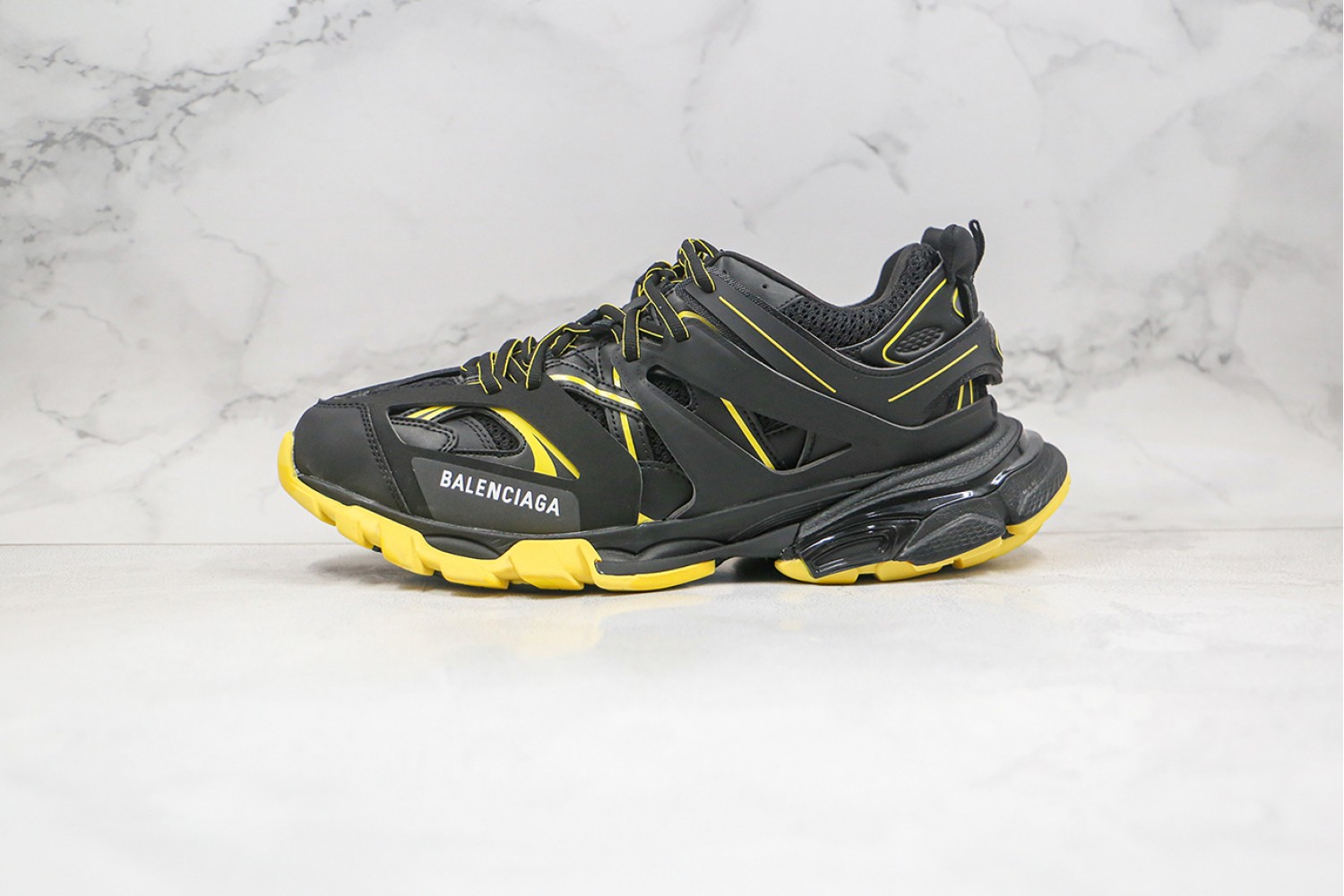Balenciaga Track Sneaker BTS100062
