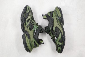 Balenciaga Track Sneaker BTS100087