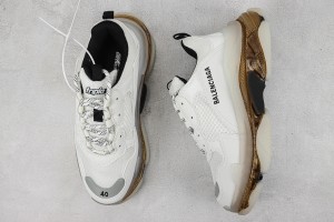 Balenciaga Triple S Shoes BTSS1000010