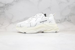 Balenciaga Triple S Shoes BTSS10000100