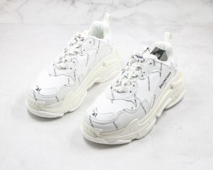 Balenciaga Triple S Shoes BTSS10000100