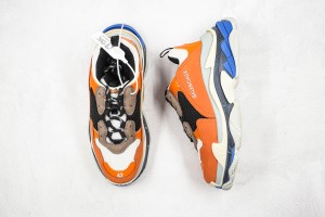  Balenciaga Triple S Shoes BTSS10000103