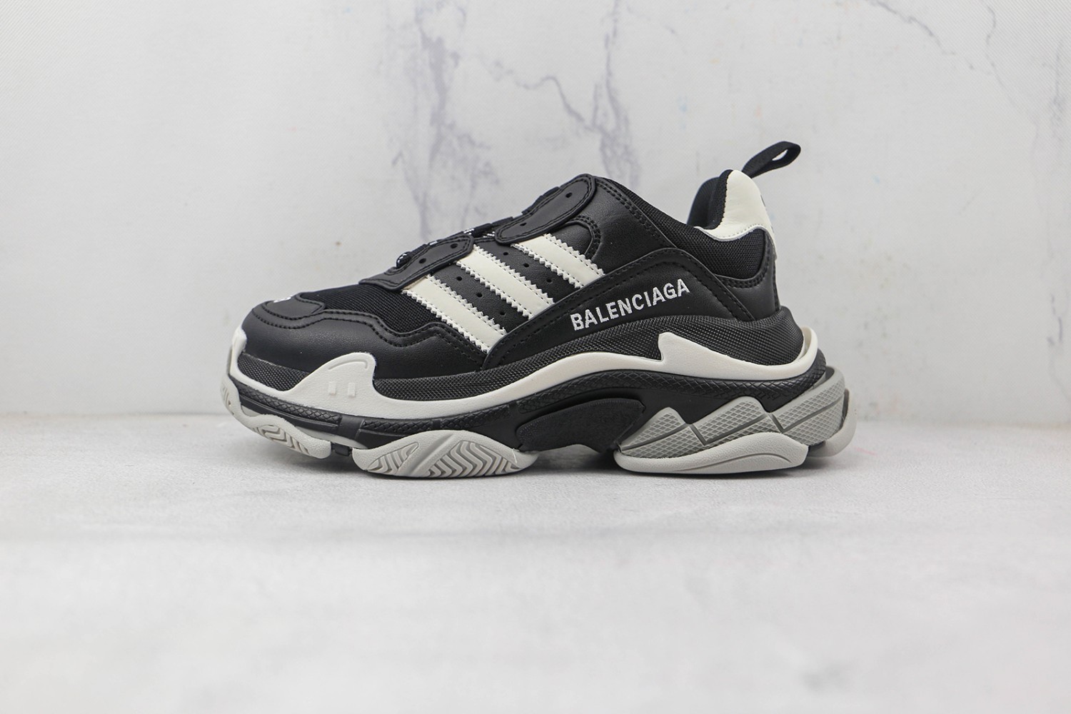  Balenciaga Triple S Shoes BTSS10000107