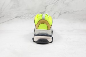 Balenciaga Triple S Shoes BTSS10000109