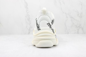 Balenciaga Triple S Shoes BTSS10000110