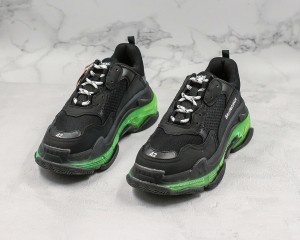 Balenciaga Triple S Shoes BTSS10000115