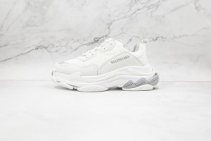 Balenciaga Triple S Shoes BTSS10000116