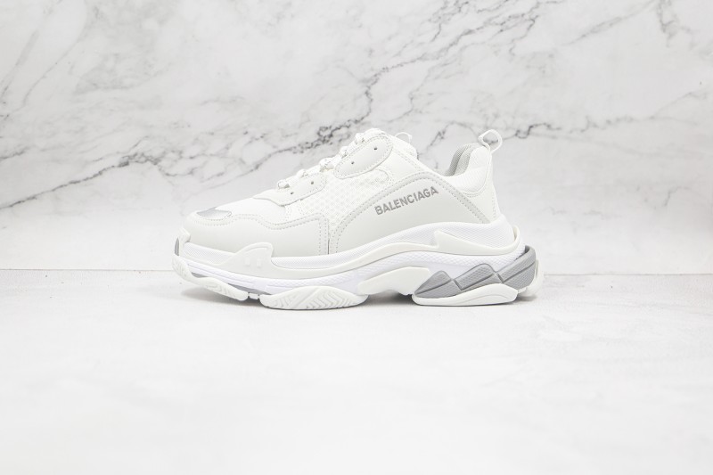 Balenciaga Triple S Shoes BTSS10000116