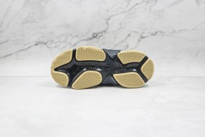 Balenciaga Triple S Shoes BTSS10000118