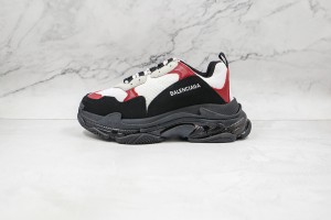 Balenciaga Triple S Shoes BTSS10000120