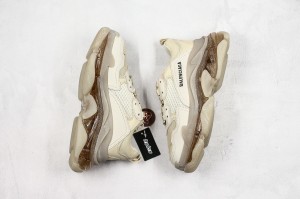 Balenciaga Triple S Shoes BTSS10000123