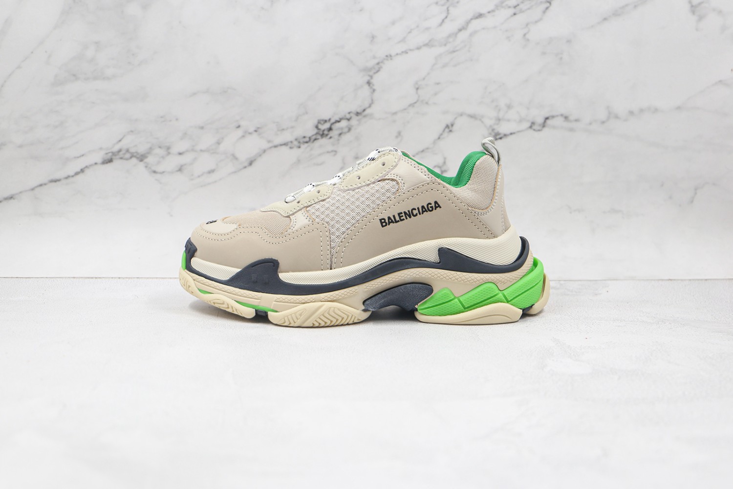 Balenciaga Triple S Shoes BTSS10000124