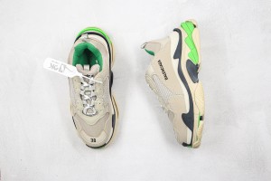 Balenciaga Triple S Shoes BTSS10000124