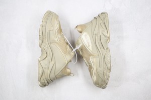 Balenciaga Triple S Shoes BTSS10000126
