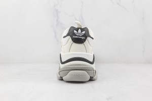 Balenciaga Triple S Shoes BTSS10000128
