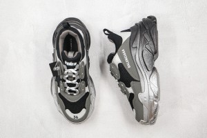 Balenciaga Triple S Shoes BTSS10000129