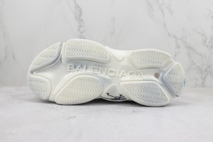 Balenciaga Triple S Shoes BTSS1000016